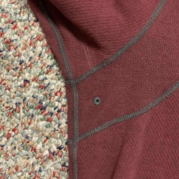 Tommy Bahama Gray Wine Reversible 1/4 Zip Long Sleeve Pullover Sweater Size 2XL - Picture 13 of 15
